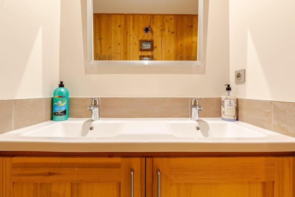 Appartement En Chalet Individuel Sauna Piscine วัลเมนิเย ภายนอก รูปภาพ